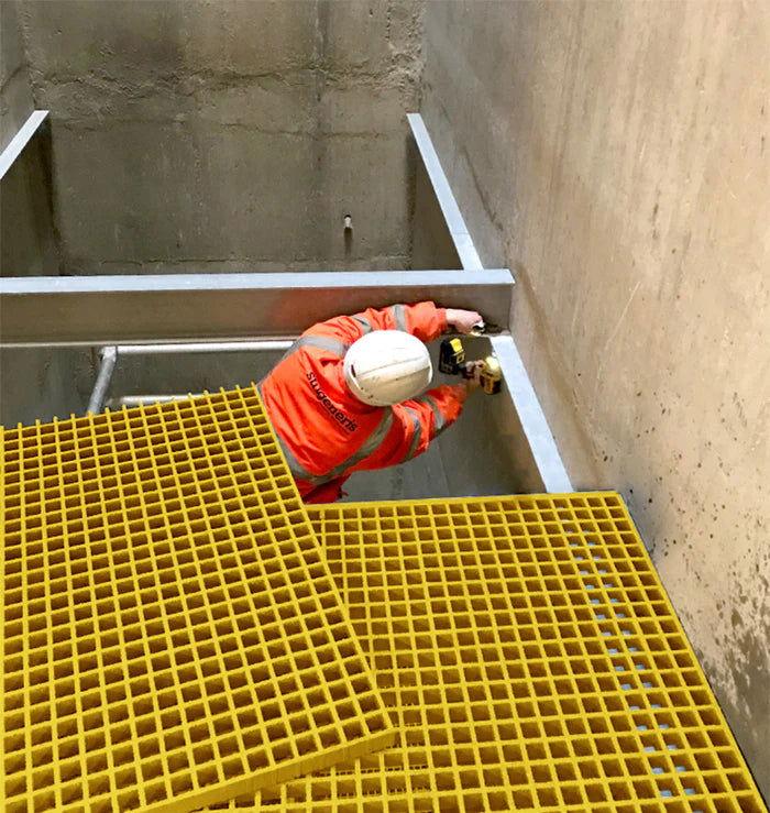 50mm GRP Open Mesh Grating For Ramps And Covers yellow- finishings UK