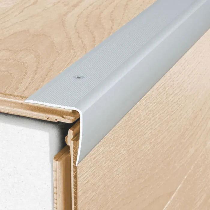 Anodized Aluminium Non-Slip Ribbed Treads Stair Nosing Edge Trim 35mmx35mm silver close look- finishings UK