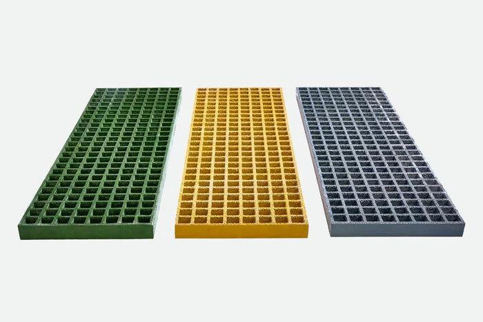 GRP Standard Duty Waffle Boards (Pair) | Heavy-Duty Recovery Tracks for Off-Road Vehicles - finishings UK