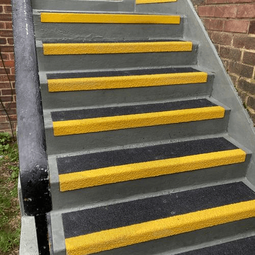 Fine Grit Anti-Slip GRP Stair Treads For Pedestrian Traffic - finishings UK