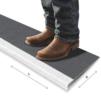 Fine Grit Anti-Slip GRP Stair Treads For Pedestrian Traffic - finishings UK
